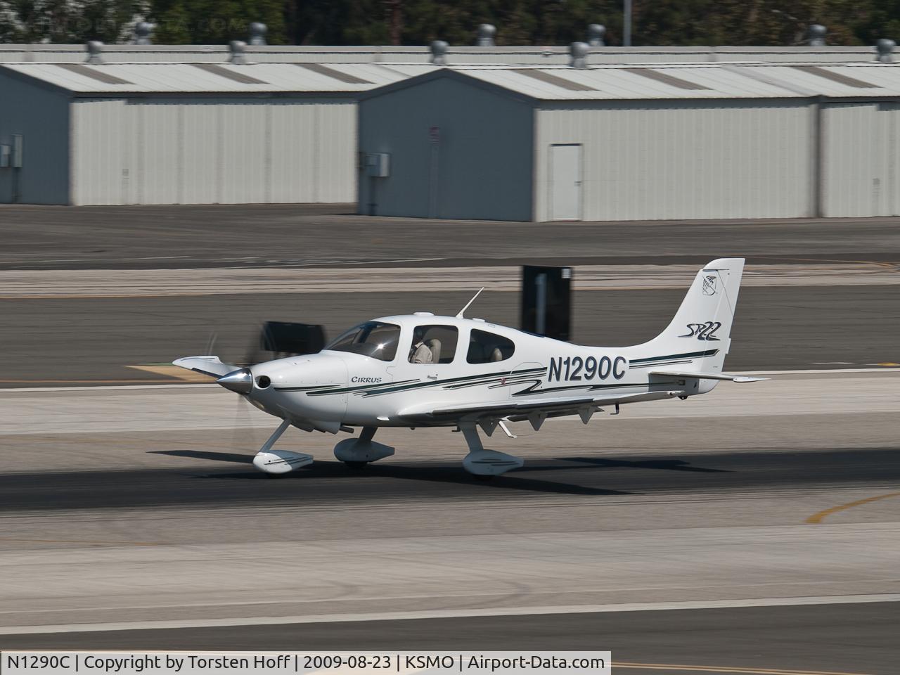 N1290C, 2003 Cirrus SR22 C/N 0512, N1290C departing from RWY 21