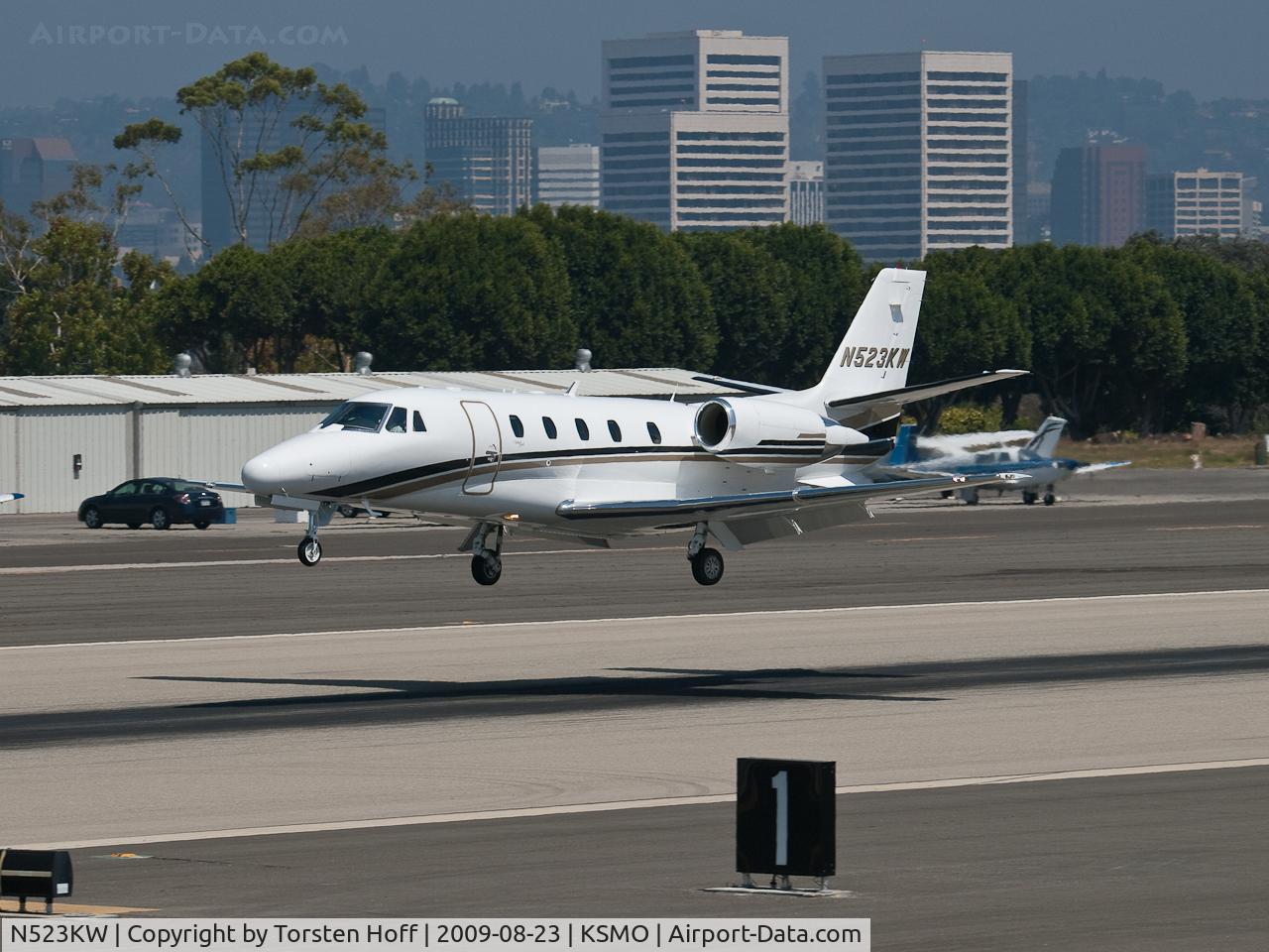N523KW, 1998 Cessna 560XL C/N 560-5015, N523KW arriving on RWY 21