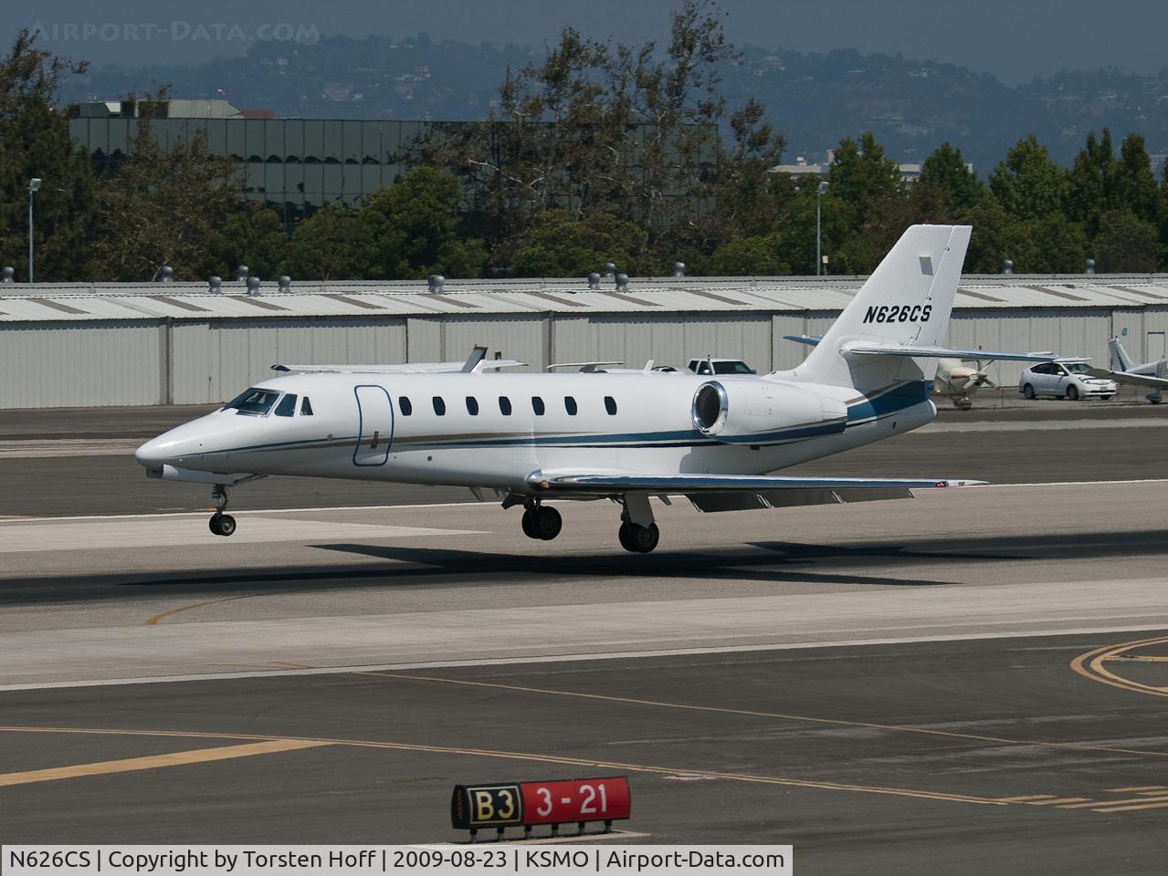 N626CS, 2008 Cessna 680 Citation Sovereign C/N 680-0188, N626CS arriving on RWY 21