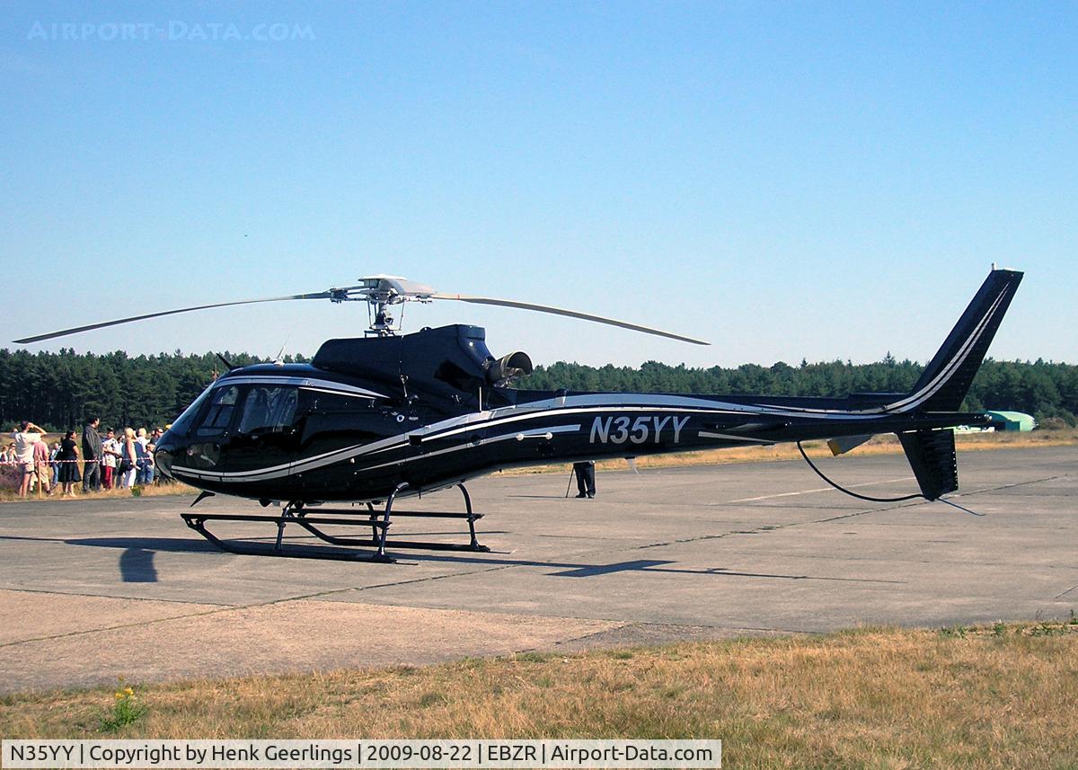 N35YY, Aerospatiale AS-350B-2 Ecureuil C/N 4673, Fly In Malle Airport , 22 Aug 2009