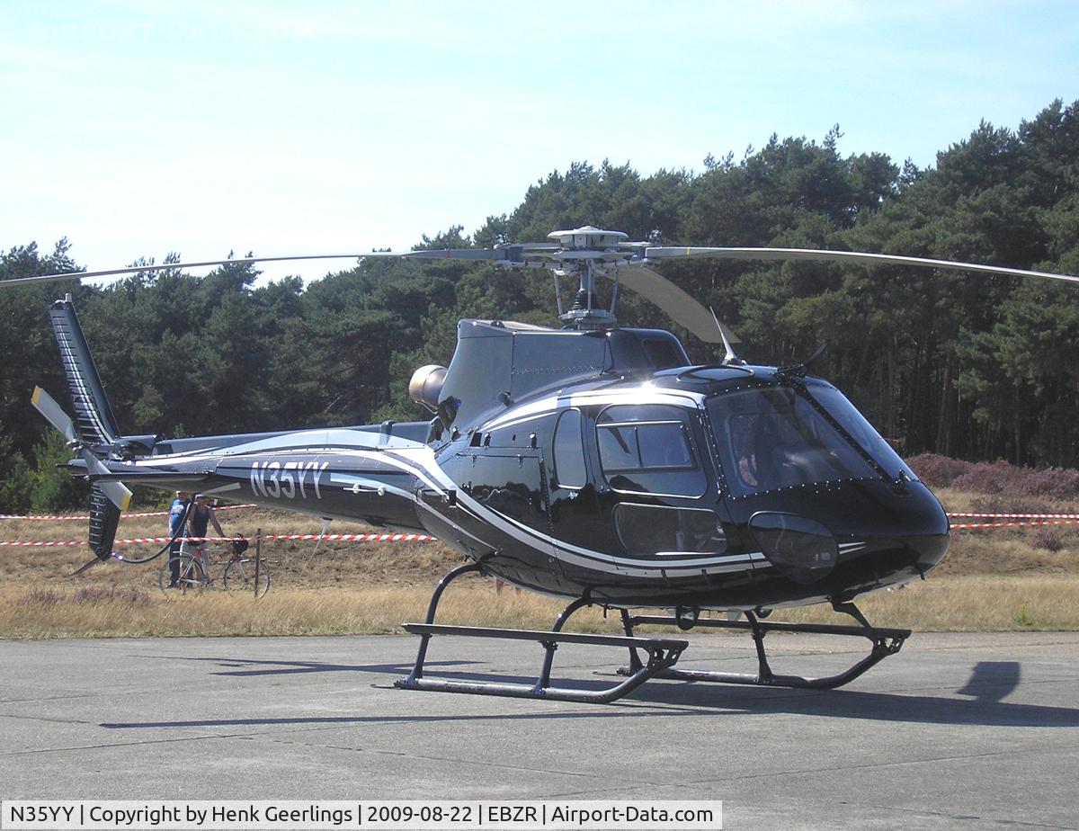 N35YY, Aerospatiale AS-350B-2 Ecureuil C/N 4673, Fly In Malle Airport , 22 Aug 2009