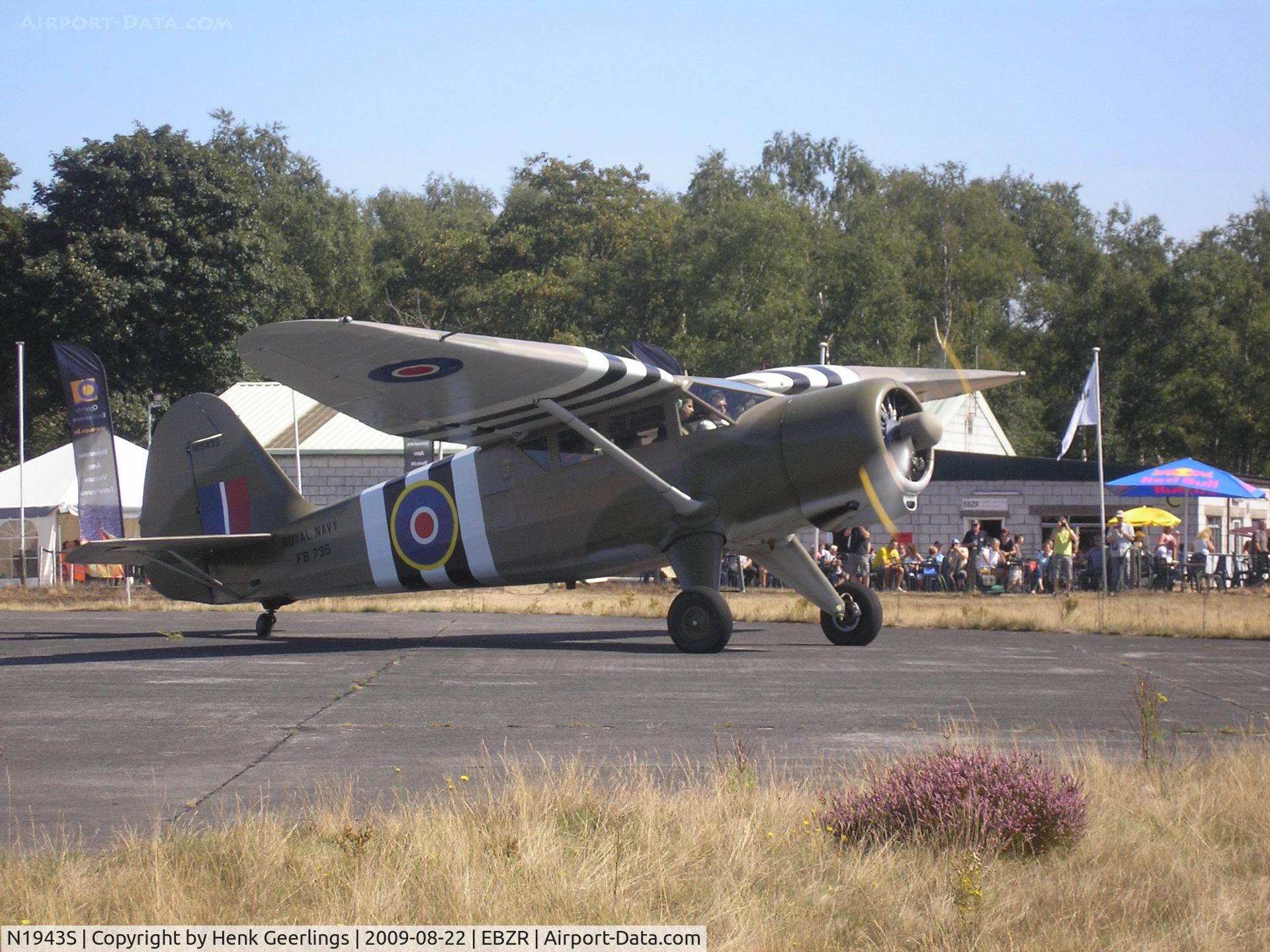 N1943S, 1943 Stinson V77 Reliant C/N 77-463, Fly In Malle Airport , 22 Aug 2009
