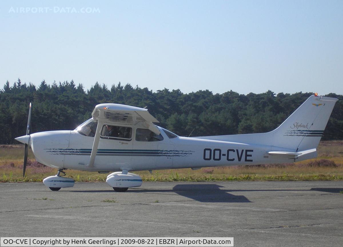 OO-CVE, Cessna 172R Skyhawk C/N 17280182, Fly In Malle Airport , 22 Aug 2009