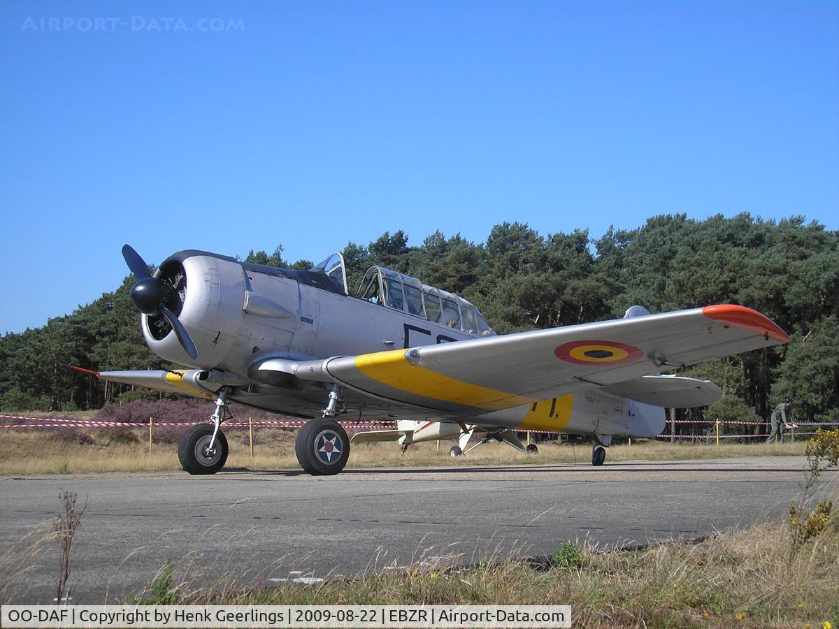 OO-DAF, 1944 Noorduyn AT-16 Harvard IIB C/N 14A-1494, Fly In Malle Airport , 22 Aug 2009