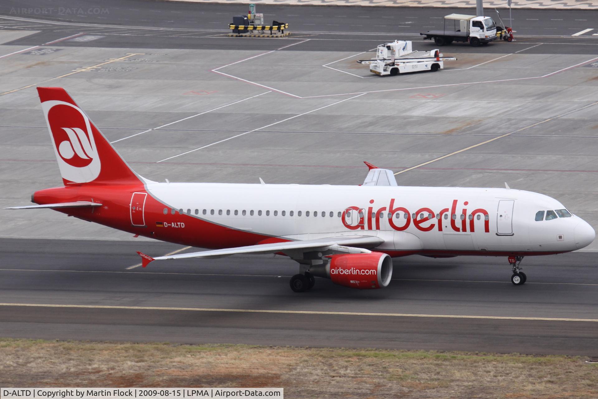 D-ALTD, 2001 Airbus A320-214 C/N 1493, .