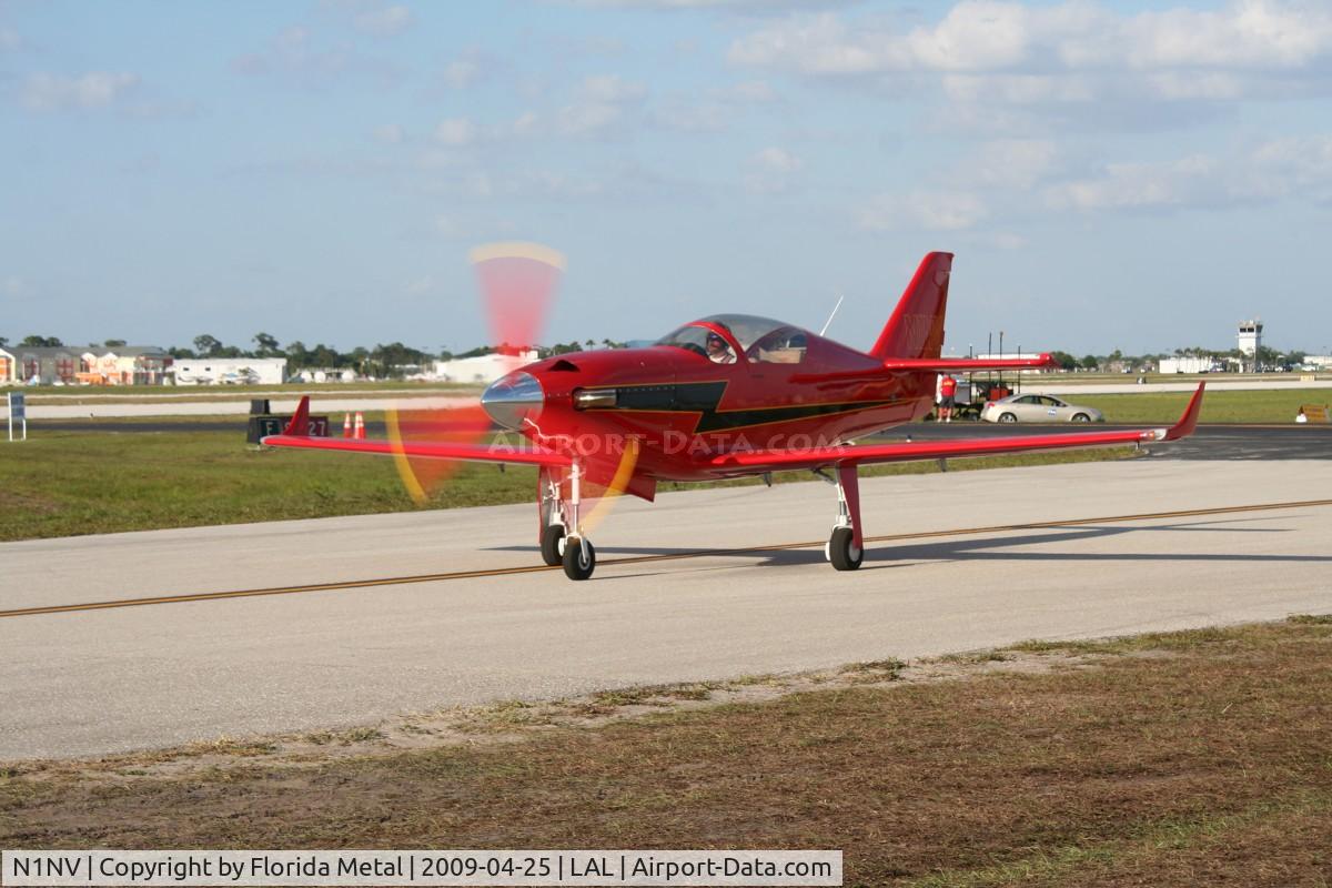N1NV, Saum SX-400 Vulture C/N 001, Saum SX-400