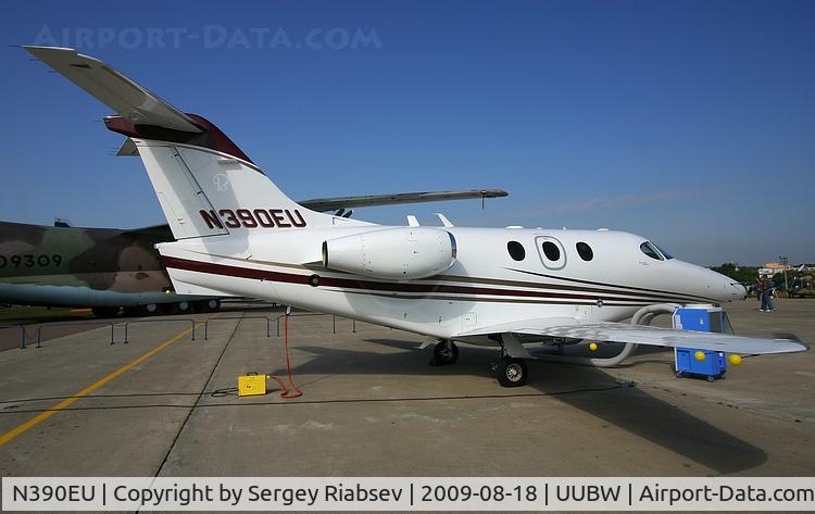 N390EU, 2008 Hawker Beechcraft 390 Premier 1A C/N RB-242, MAKS 2009