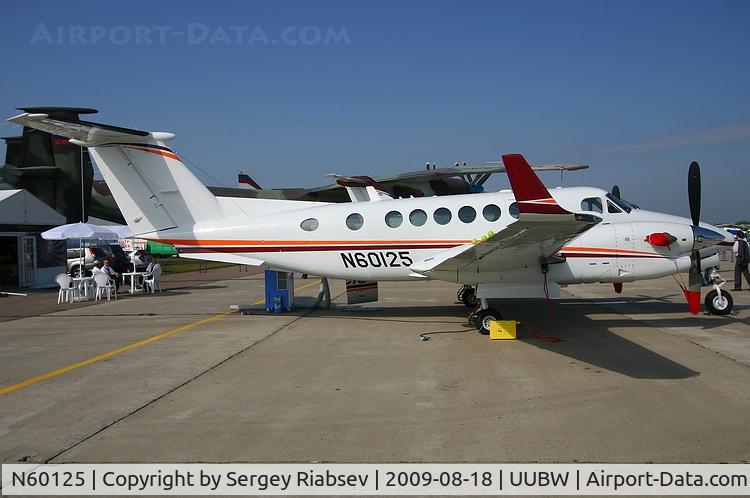 N60125, Hawker Beechcraft 350 King Air (B300) C/N FL-645, MAKS 2009