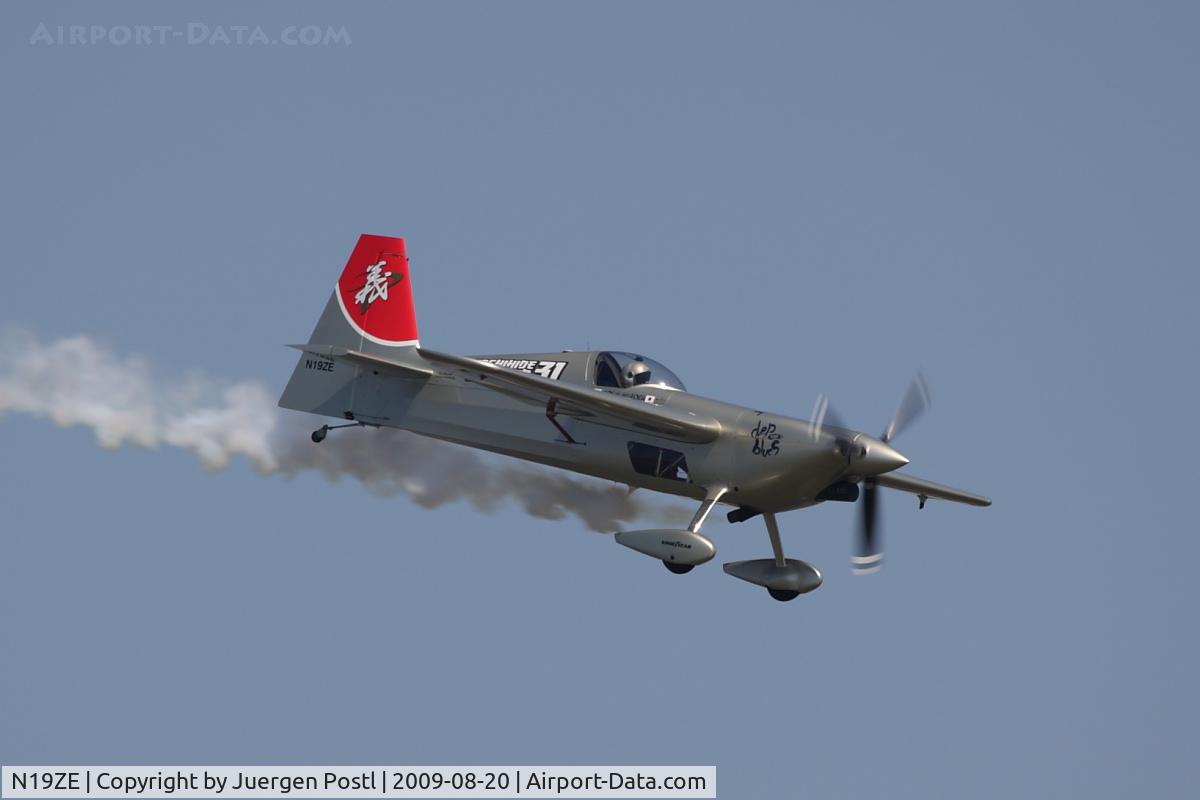 N19ZE, 2007 Zivko Edge 540 C/N 0039A, Red Bull Air Race Budapest 2009 - Yoshihide Muroya