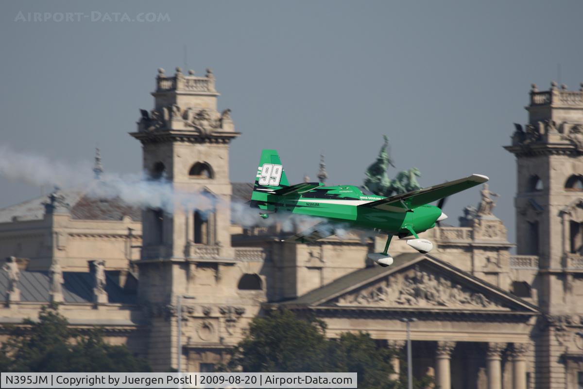 N395JM, 2004 Zivko Edge 540 C/N 0033, Red Bull Air Race Budapest 2009 - Mike Goulian