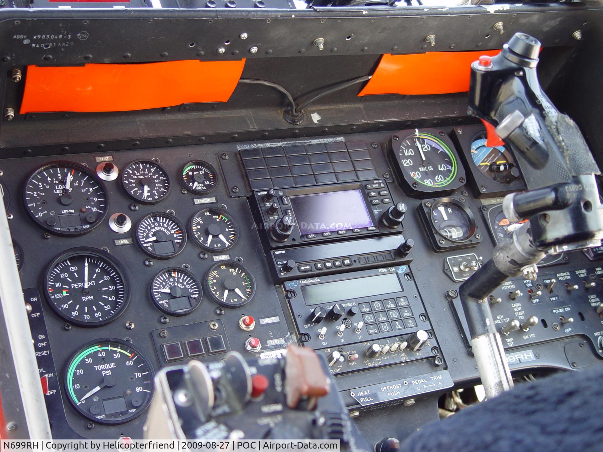 N699RH, 1994 Kaman K-1200 K-Max C/N A94-0019, Cockpit area of the K-Max