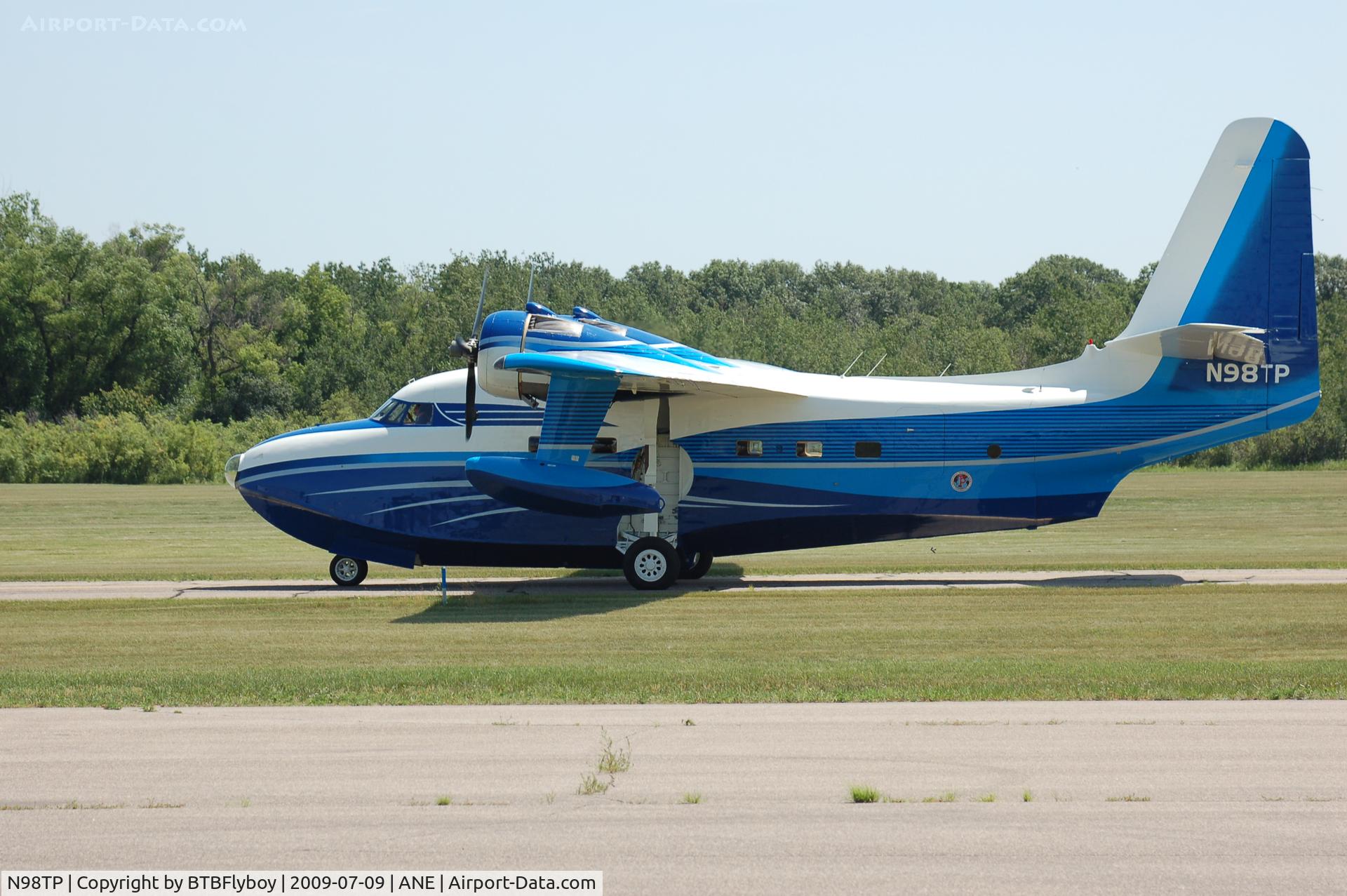 N98TP, 1951 Grumman HU-16B Albatross C/N G-243, A most attractive civilian paint scheme !!