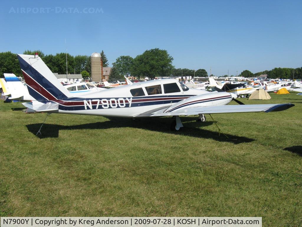 N7900Y, 1966 Piper PA-30 Twin Comanche Twin Comanche C/N 30-987, EAA Airventure 2009