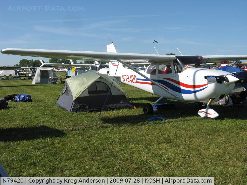 N79420, 1969 Cessna 172K Skyhawk C/N 17258071, EAA Airventure 2009
