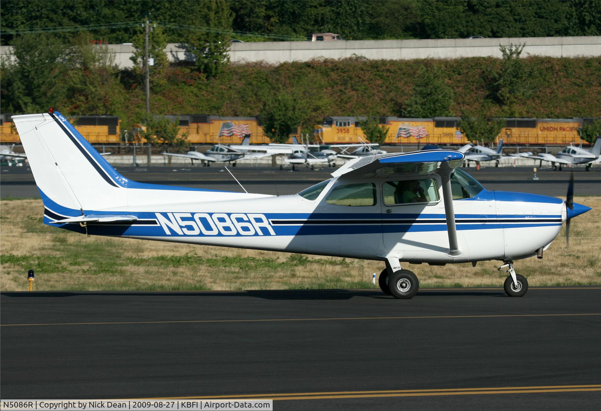 N5086R, 1974 Cessna 172M C/N 17263324, KBFI