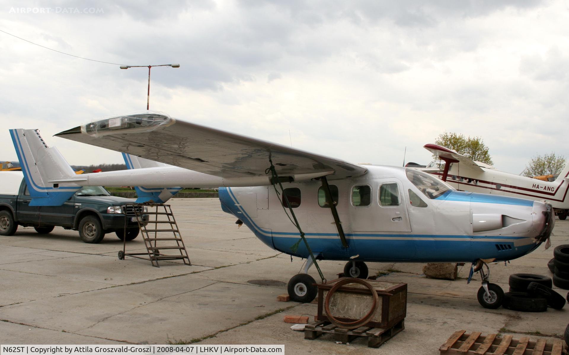 N62ST, 1974 Reims FT337GP C/N FT337-0011, Kaposújlak airport (LHKV) Hungary - During a correction, servicing, without a register sign.