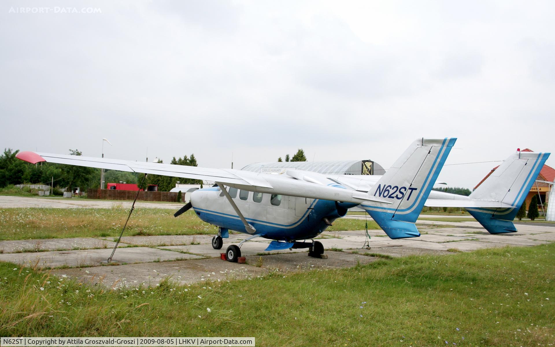 N62ST, 1974 Reims FT337GP C/N FT337-0011, Kaposújlak airport (LHKV) Hungary - Supplied with a register sign already.