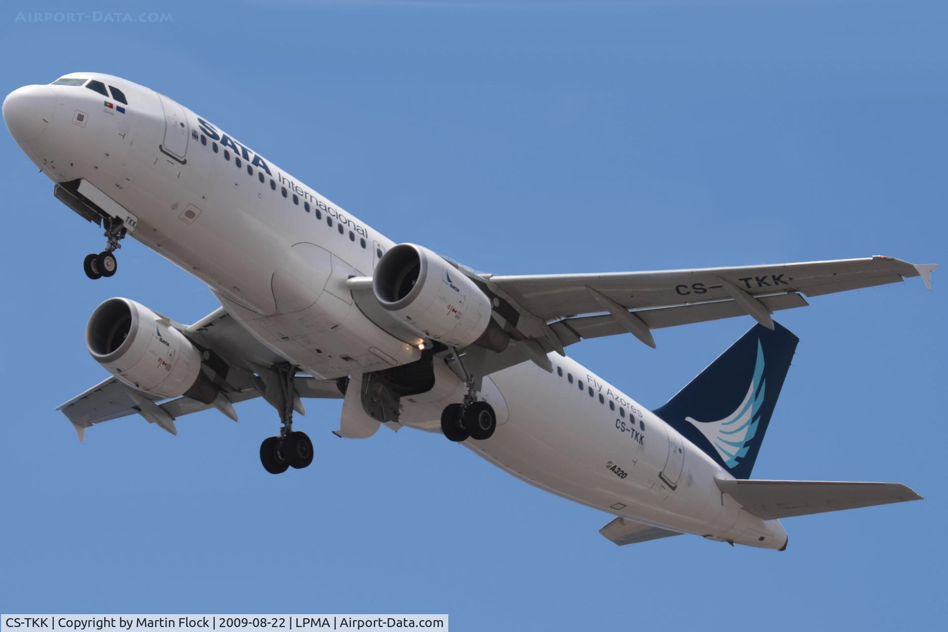 CS-TKK, 2005 Airbus A320-214 C/N 2390, .