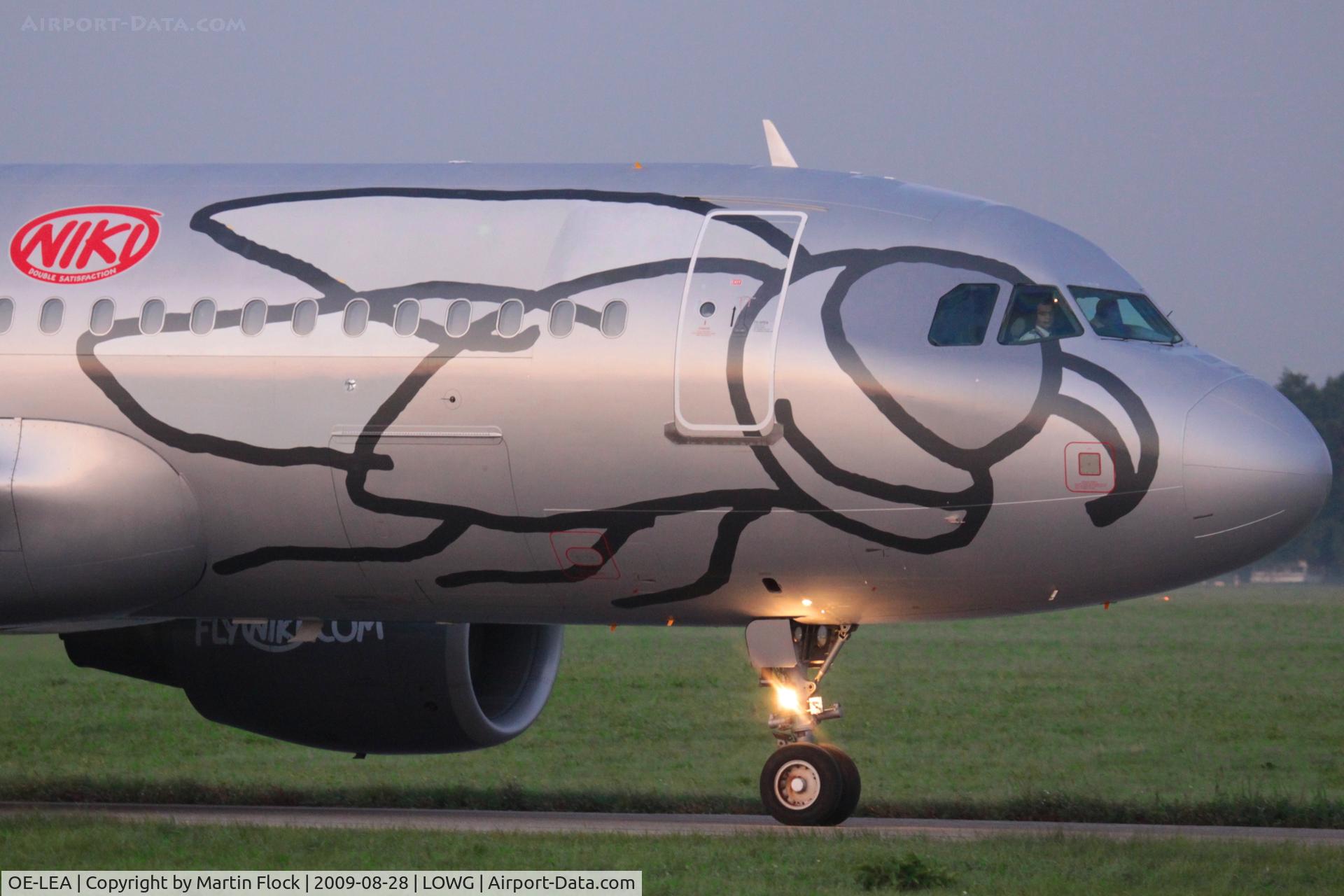 OE-LEA, 2005 Airbus A320-214 C/N 2529, .