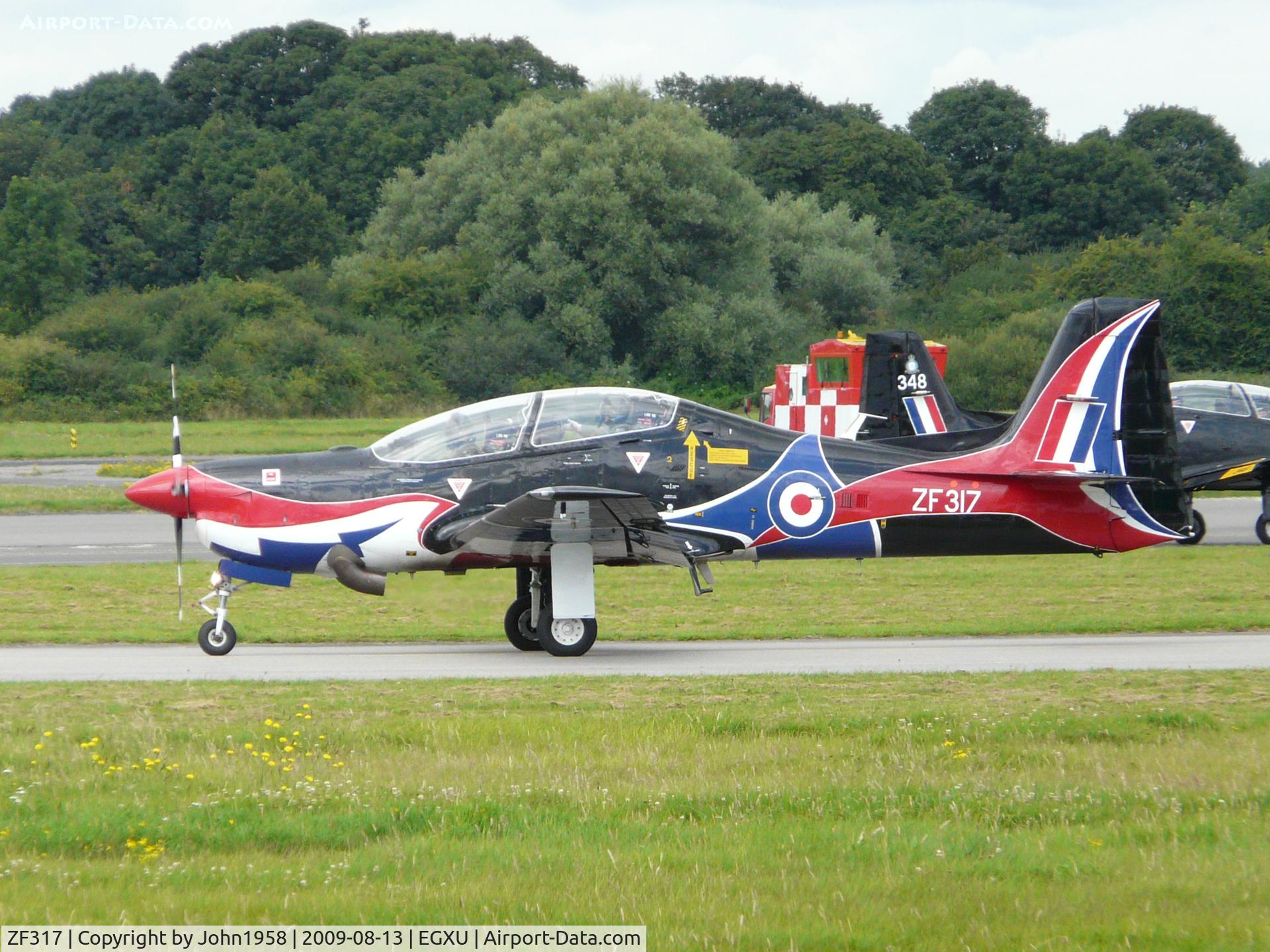 ZF317, Short S-312 Tucano T1 C/N S098/T69, Taxying for take off