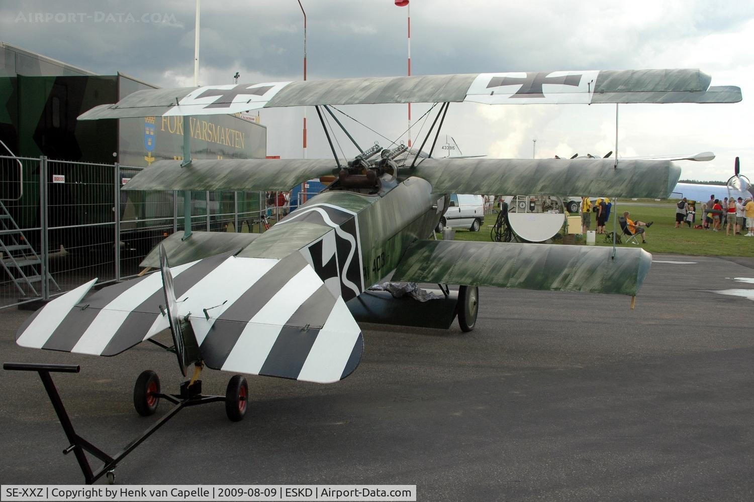 SE-XXZ, 2008 Fokker Dr.1 Triplane Replica C/N 1306, Replica Fokker Dr.1 at Dala-Järna airfield, Sweden