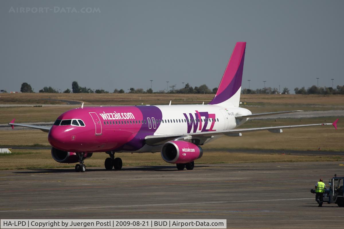 HA-LPD, 2002 Airbus A320-233 C/N 1902, Airbus A320-233