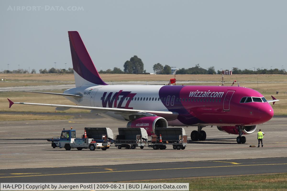 HA-LPD, 2002 Airbus A320-233 C/N 1902, Airbus A320-233