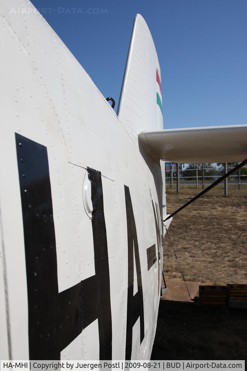 HA-MHI, 1979 Antonov An-2M C/N 701647, Air Museum Bud/Ferihegy - Antonov An-2