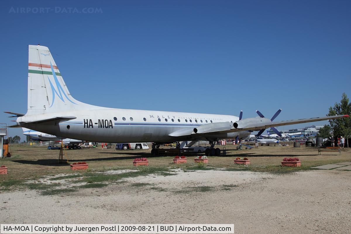 HA-MOA, 1960 Ilyushin IL-18V C/N 180001903, Air Museum Bud/Ferihegy - Ilyushin Il-18V