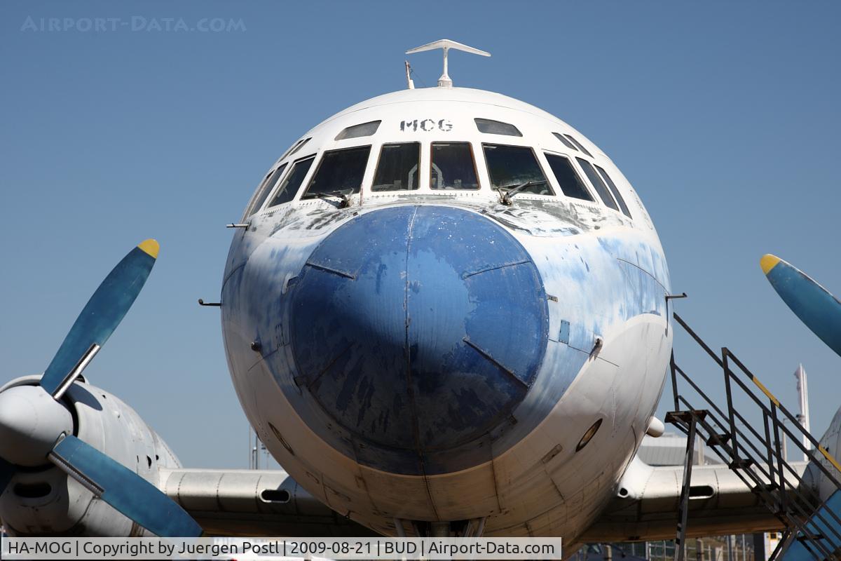 HA-MOG, 1964 Ilyushin Il-18V C/N 184007103, Air Museum Bud/Ferihegy - Ilyushin Il-18V