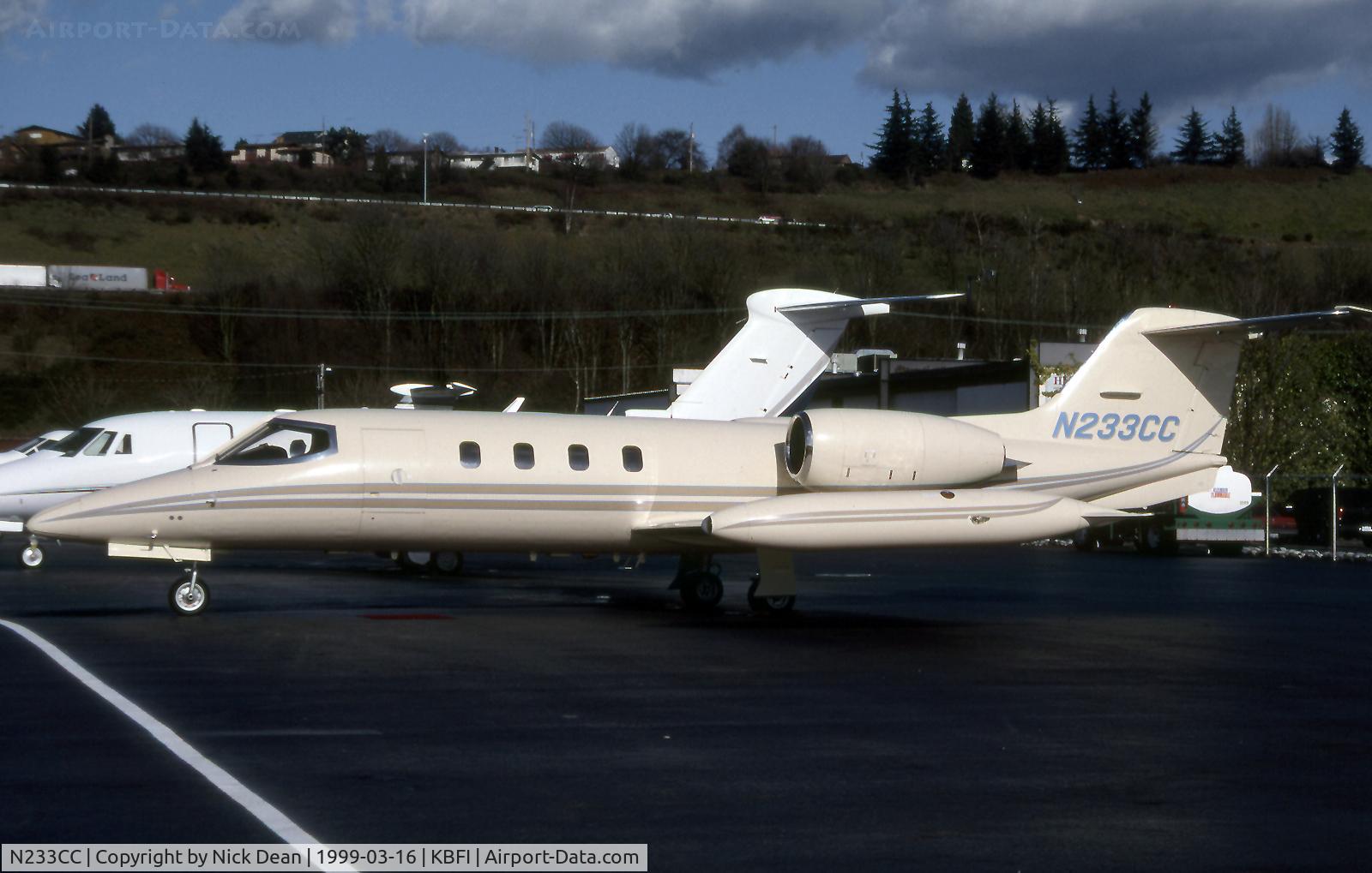 N233CC, 1975 Gates Learjet 35 C/N 35-031, KBFI