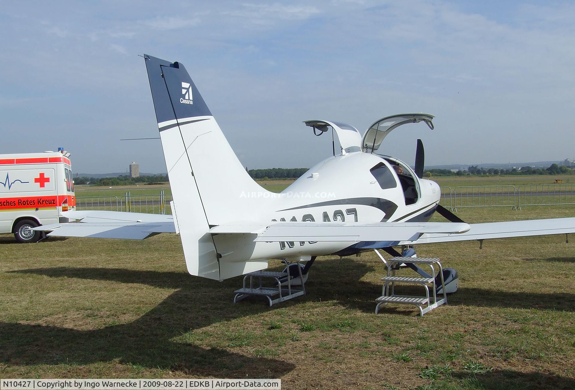 N10427, Cessna LC41-550FG C/N 411142, Cessna 400 (LC41-550FG) Corvalis TT at the Bonn-Hangelar centennial jubilee airshow