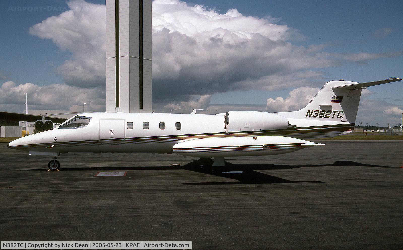 N382TC, 1975 Gates Learjet 35 C/N 039, KPAE