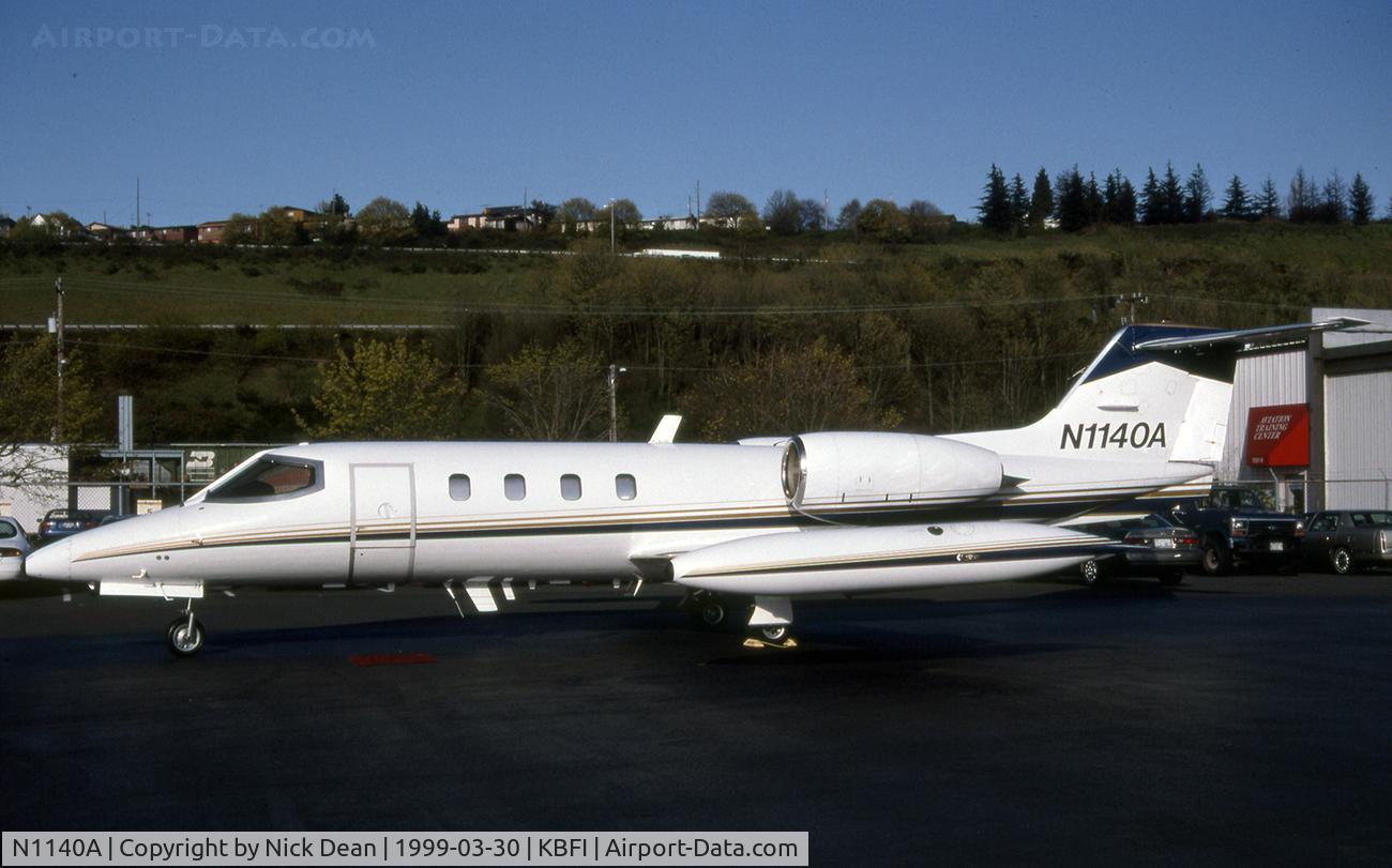 N1140A, 1976 Gates Learjet 35 C/N 35-045, KBFI
