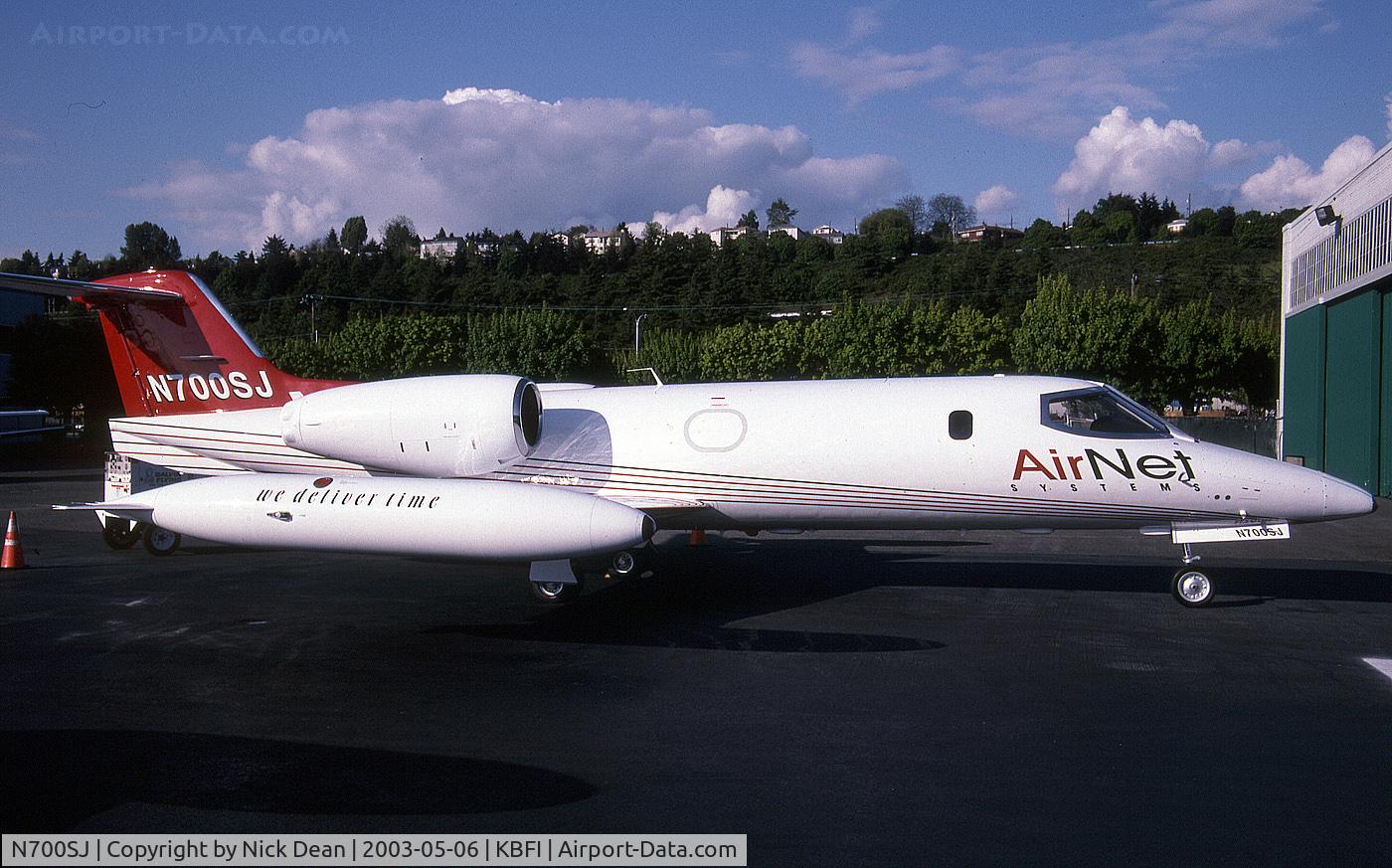 N700SJ, 1976 Gates Learjet 35A C/N 082, KBFI