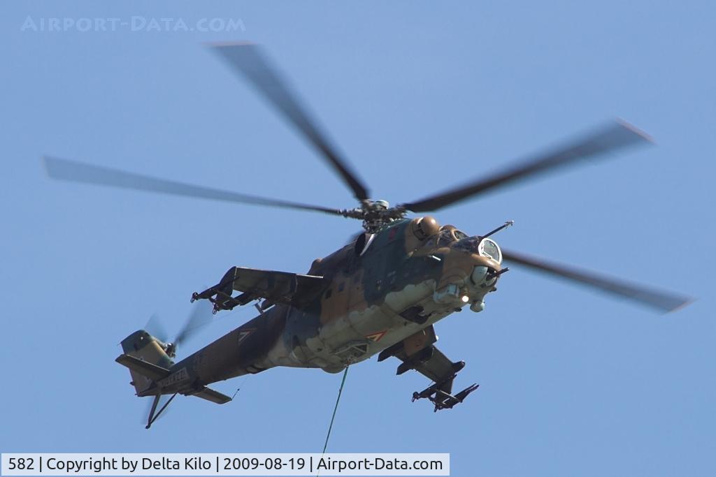 582, 1985 Mil Mi-24D Hind D C/N K220582, Red Bull Air Race Budapest -Hungary Air Force-Mil Mi-24V