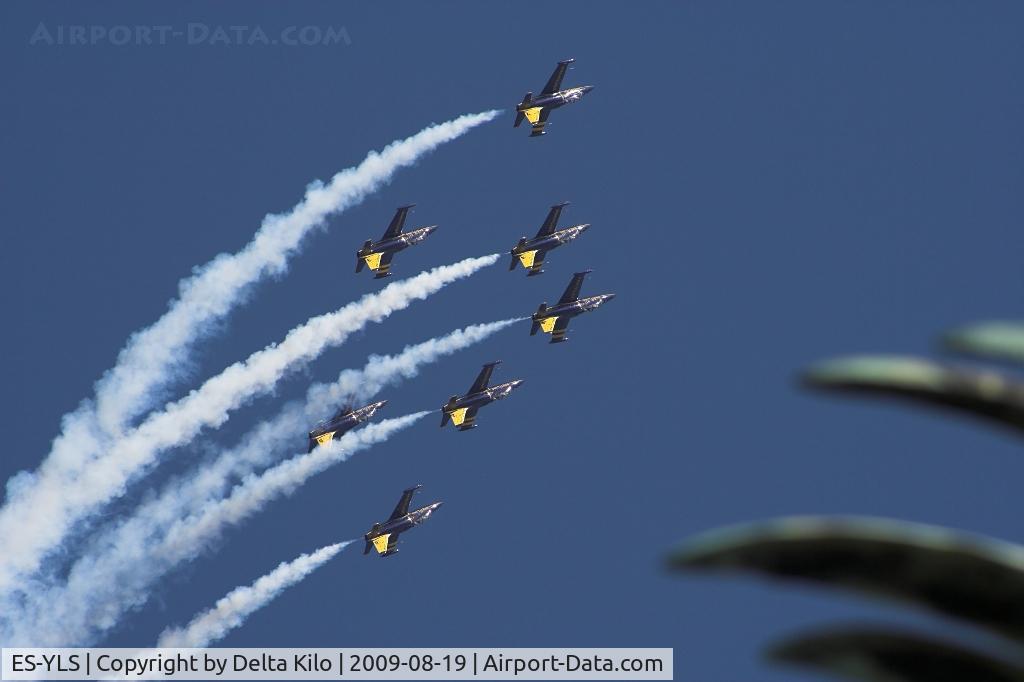 ES-YLS, Aero L-39 Albatros C/N 691881, Red Bull Air Race Budapest -Breitling Jet Team