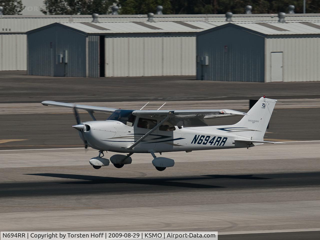 N694RR, 2007 Cessna 172S C/N 172S10587, N694RR arriving on RWY 21