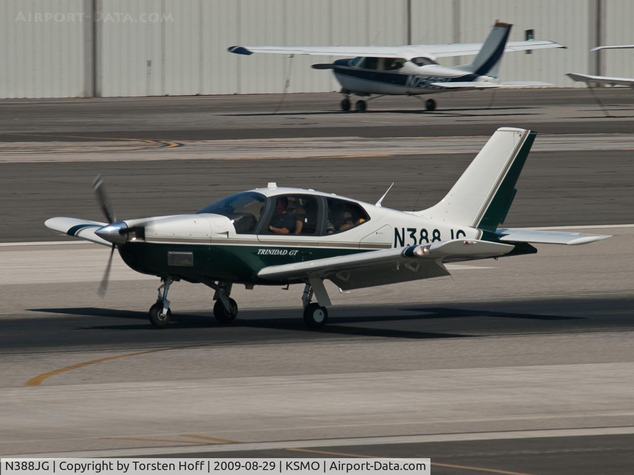 N388JG, 2000 Socata TB-21 TC Trinidad C/N 2021, N388JG arriving on RWY 21