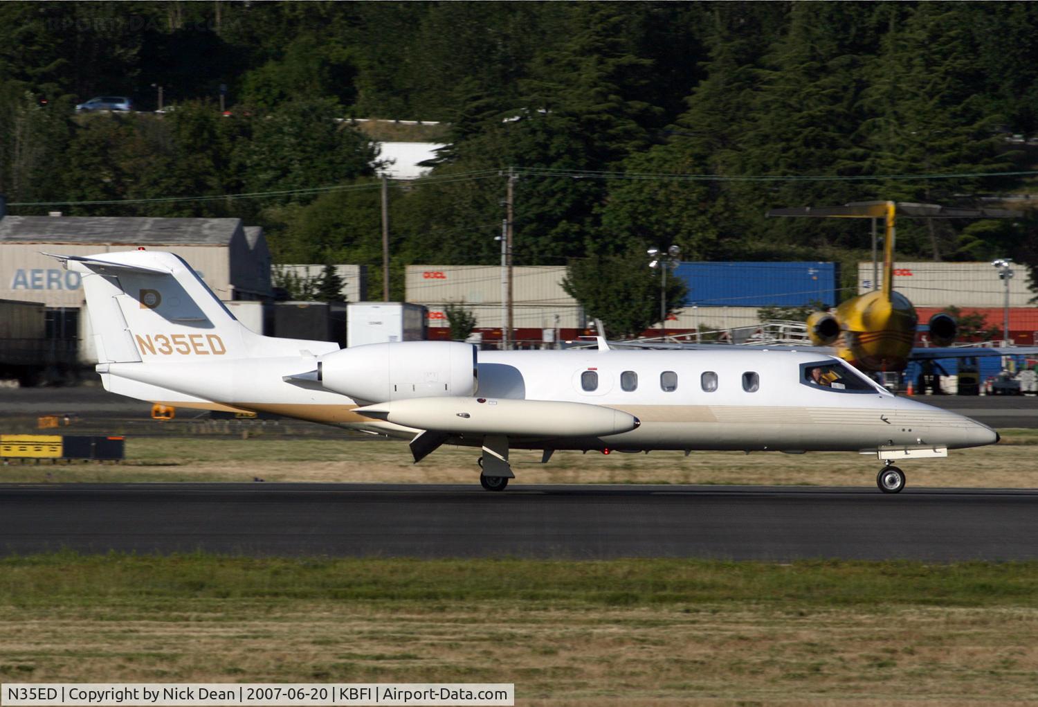 N35ED, 1979 Gates Learjet 35A C/N 215, KBFI
