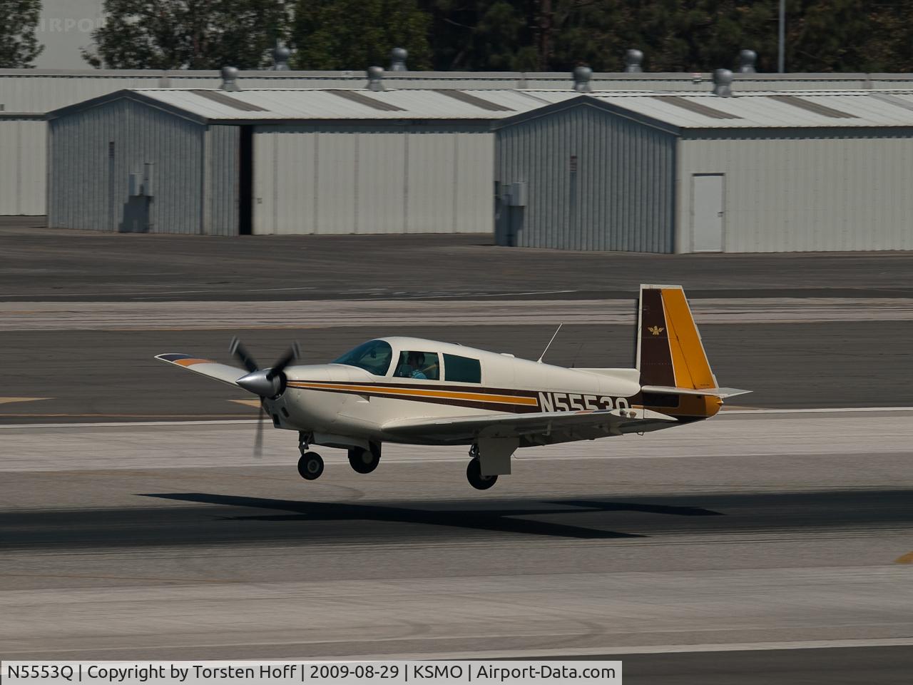 N5553Q, 1965 Mooney M20C Ranger C/N 2965, N5553Q arriving on RWY 21