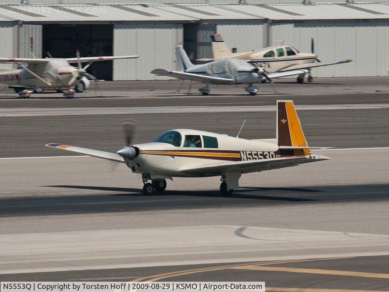 N5553Q, 1965 Mooney M20C Ranger C/N 2965, N5553Q departing from RWY 21