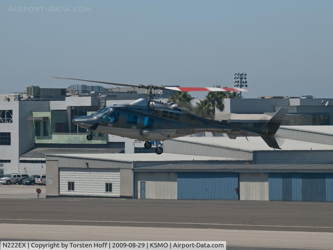 N222EX, 1980 Bell 222 C/N 47043, N222EX arriving on RWY 21