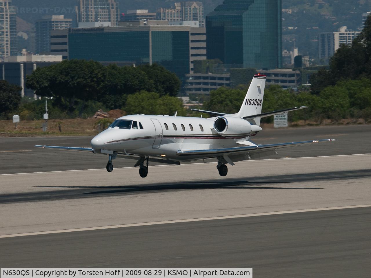 N630QS, 2000 Cessna 560XL C/N 560-5130, N630QS arriving on RWY 21