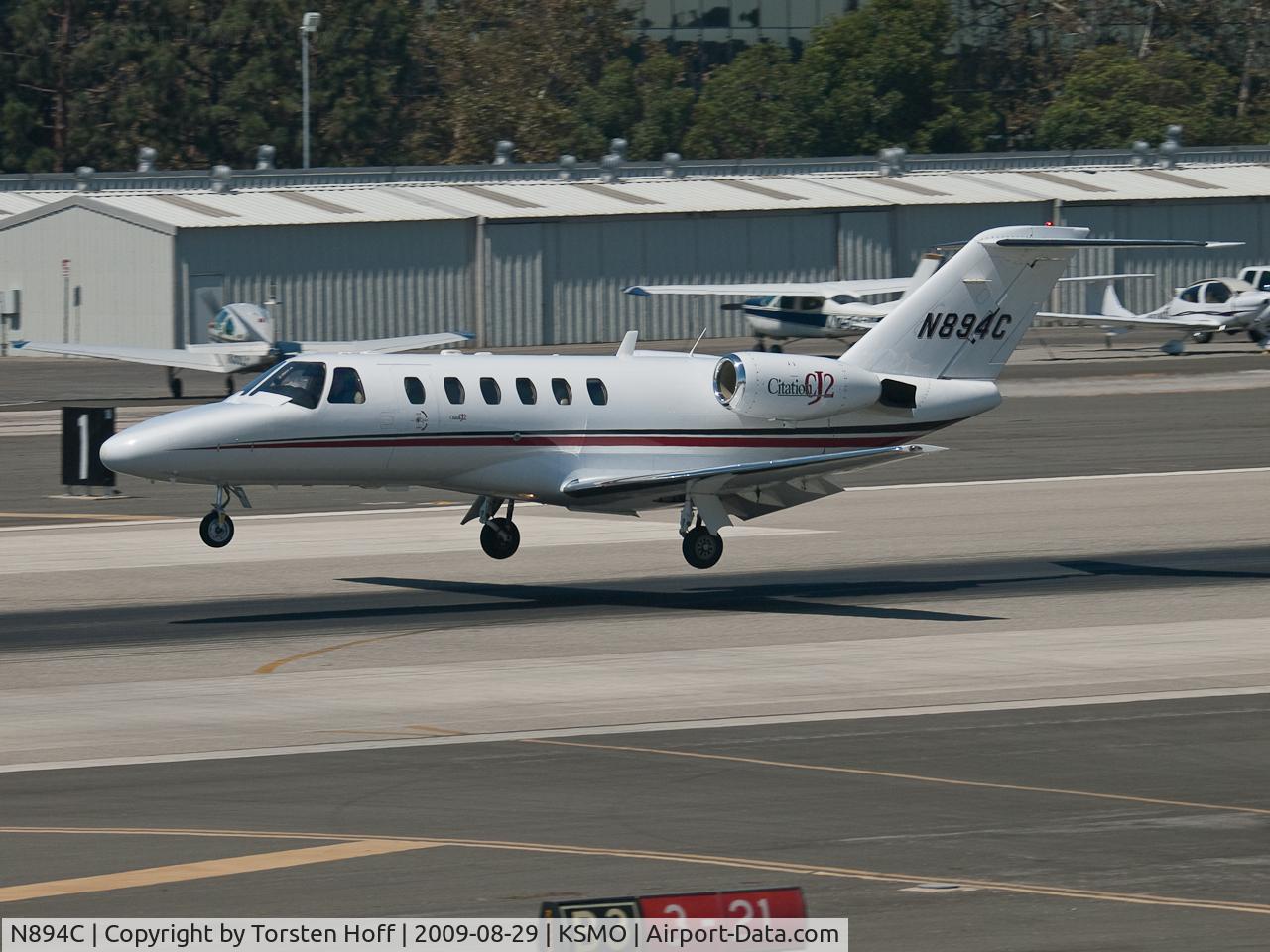 N894C, 2001 Cessna 525A CitationJet CJ2 C/N 525A0013, N894C arriving on RWY 21