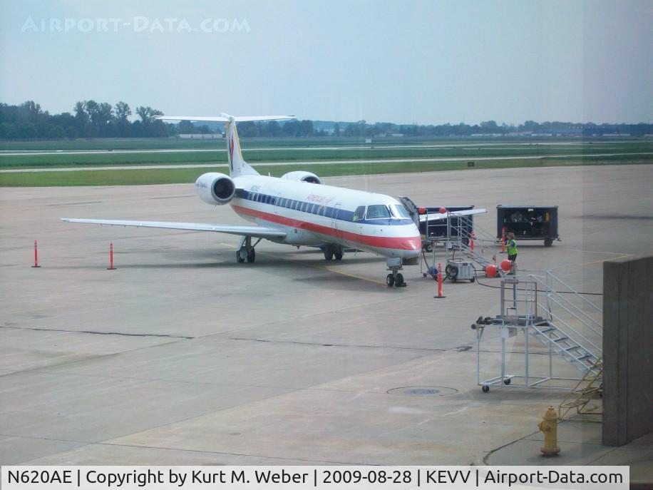 N620AE, Embraer ERJ-145LR (EMB-145LR) C/N 145102, At gate A1 between flights