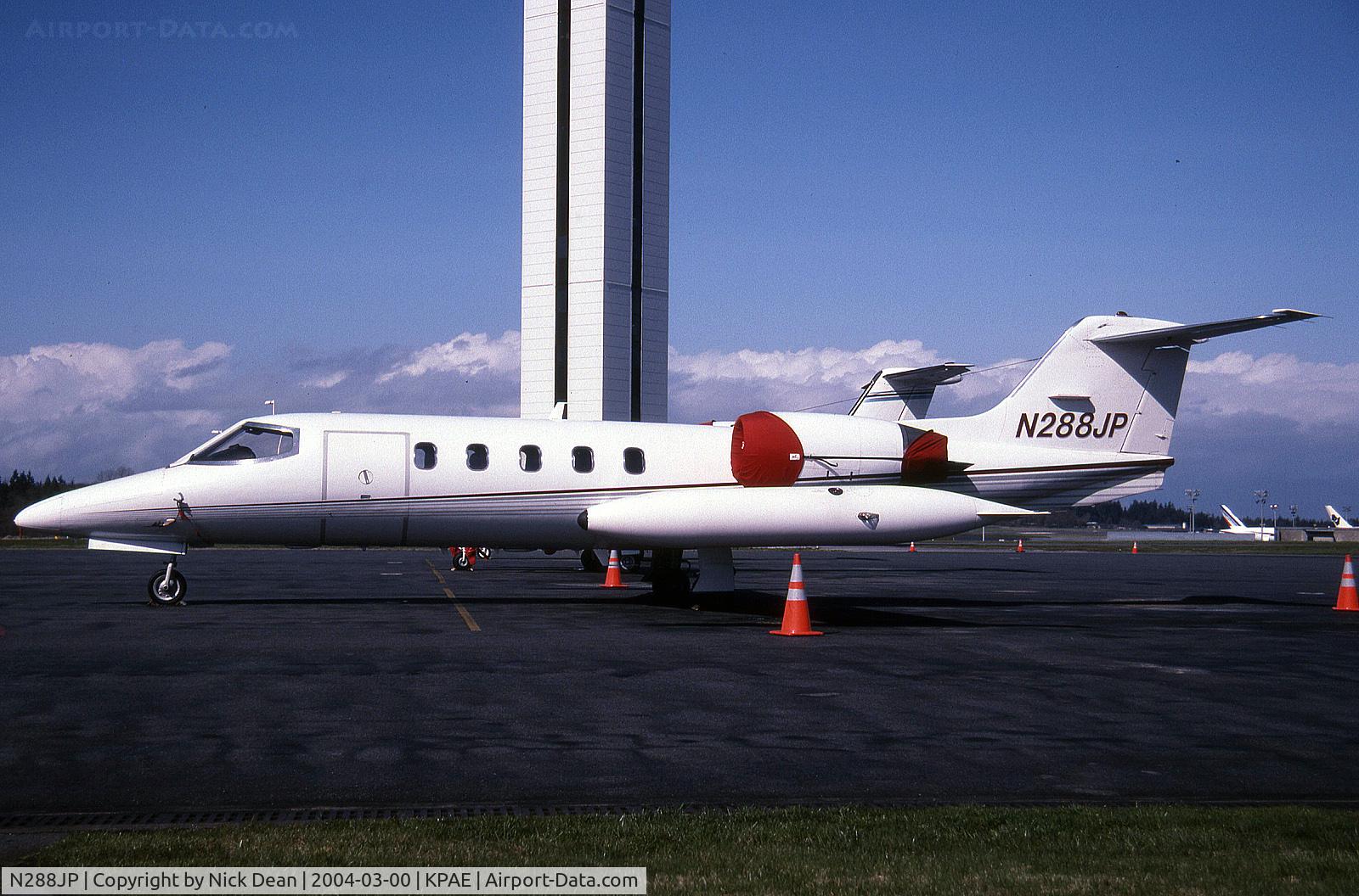 N288JP, 1979 Gates Learjet 35A C/N 288, KPAE