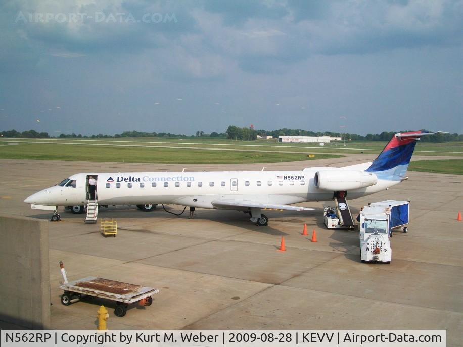N562RP, 2002 Embraer ERJ-145LR (EMB-145LR) C/N 145451, At gate between Delta Connection/Chautauqua No. 6028 from KCVG and No. 6038 to KCVG