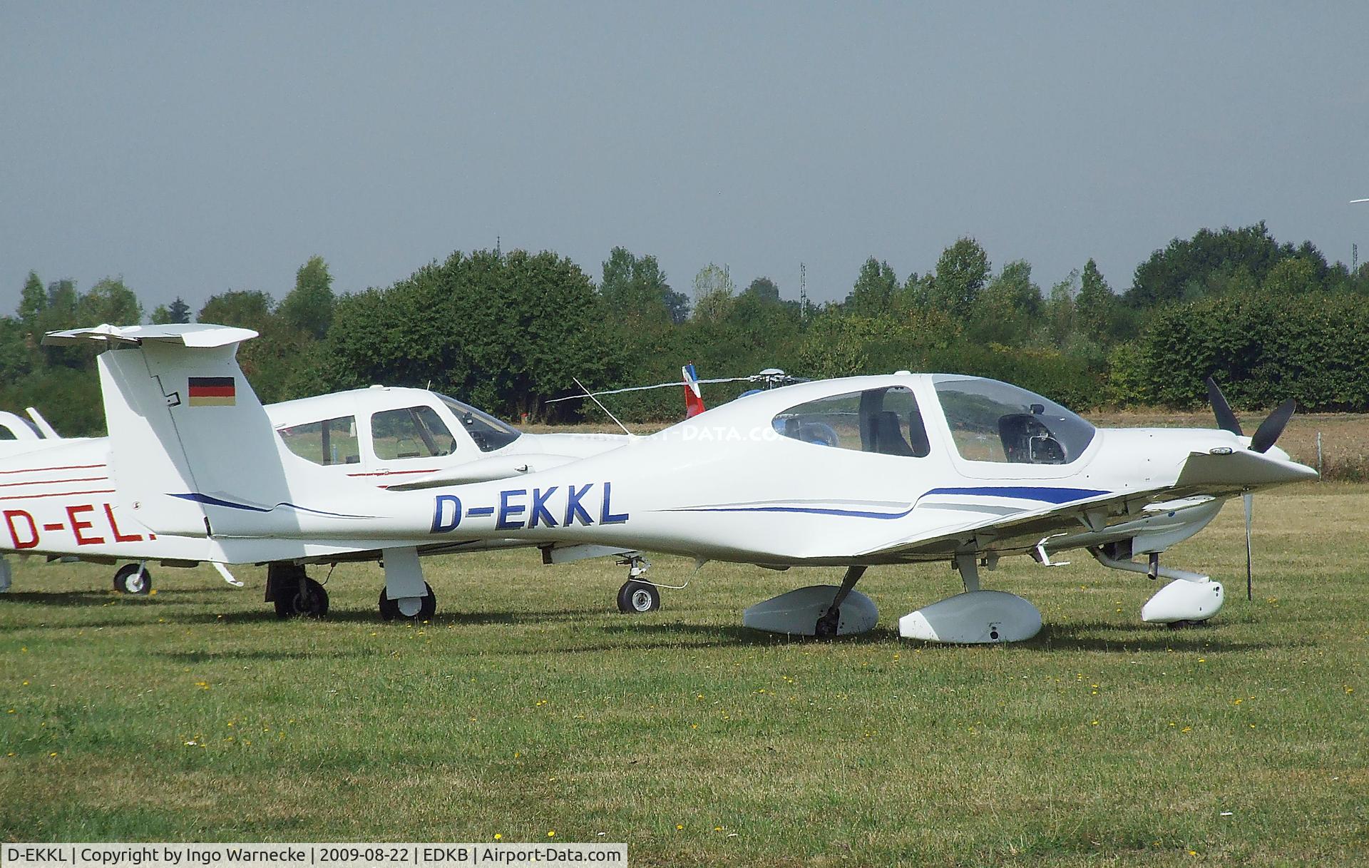 D-EKKL, Diamond DA-40-180 Diamond Star C/N 40.072, Diamond DA-40-180 Diamond Star at the Bonn-Hangelar centennial jubilee airshow