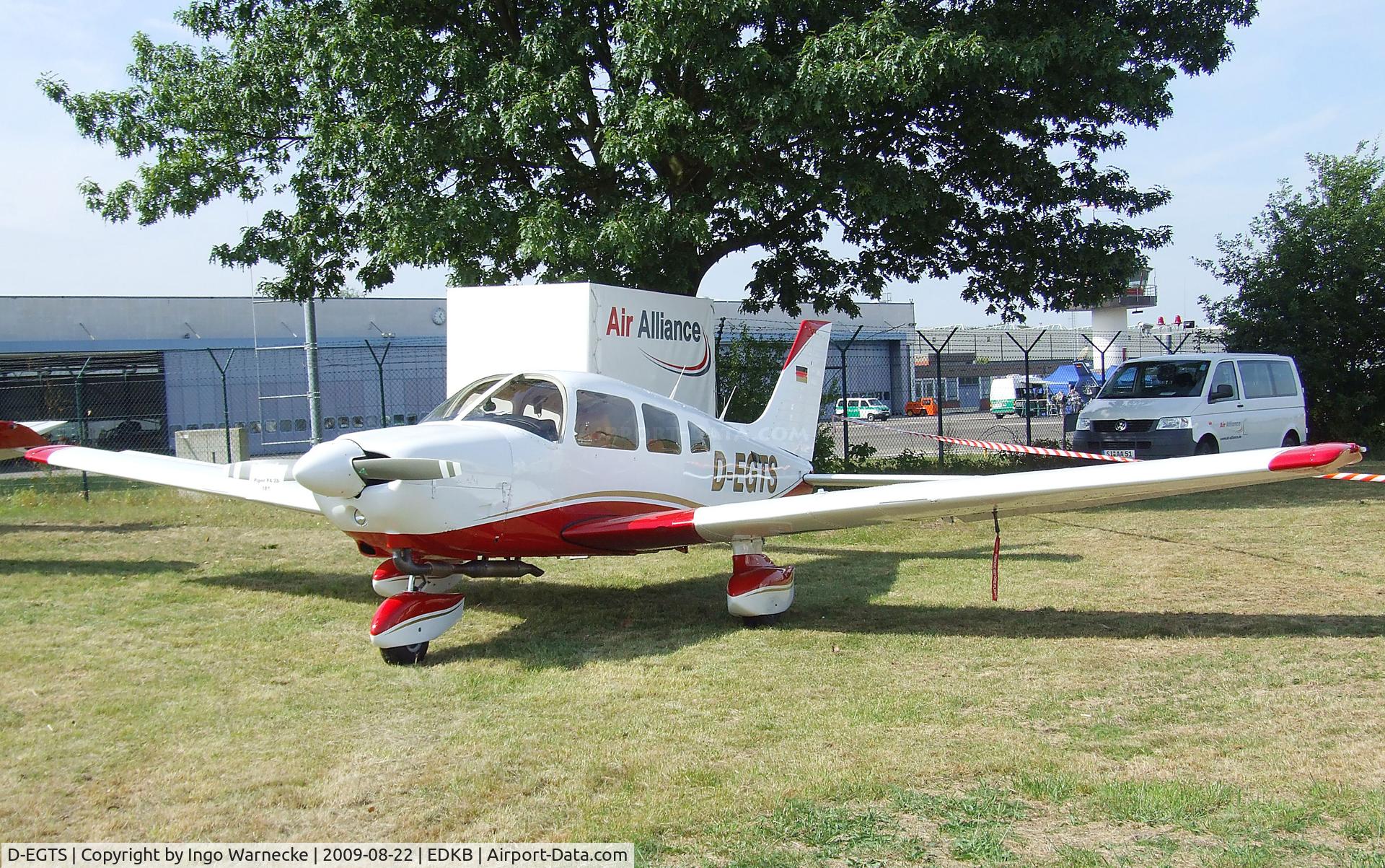 D-EGTS, 1982 Piper PA-28-181 C/N 28-8290111, Piper PA-28-181 Archer II at the Bonn-Hangelar centennial jubilee airshow